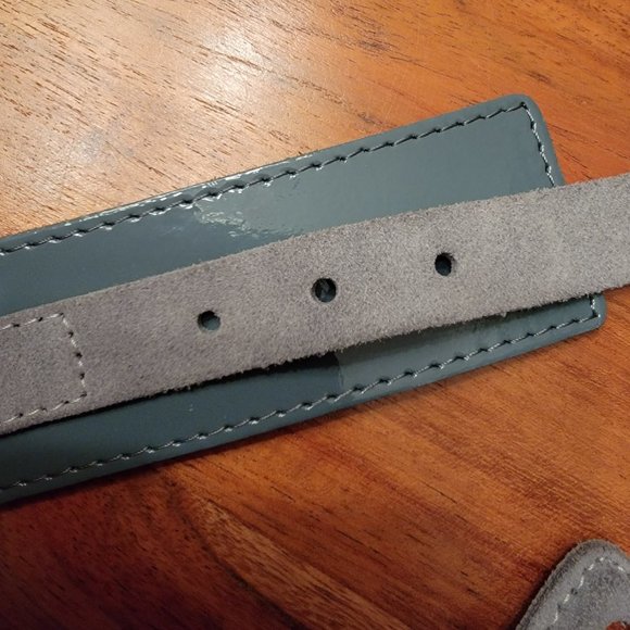 Leather and suede vintage belt, from Paris - hazy Grey / Blue colours - Picture 8 of 9